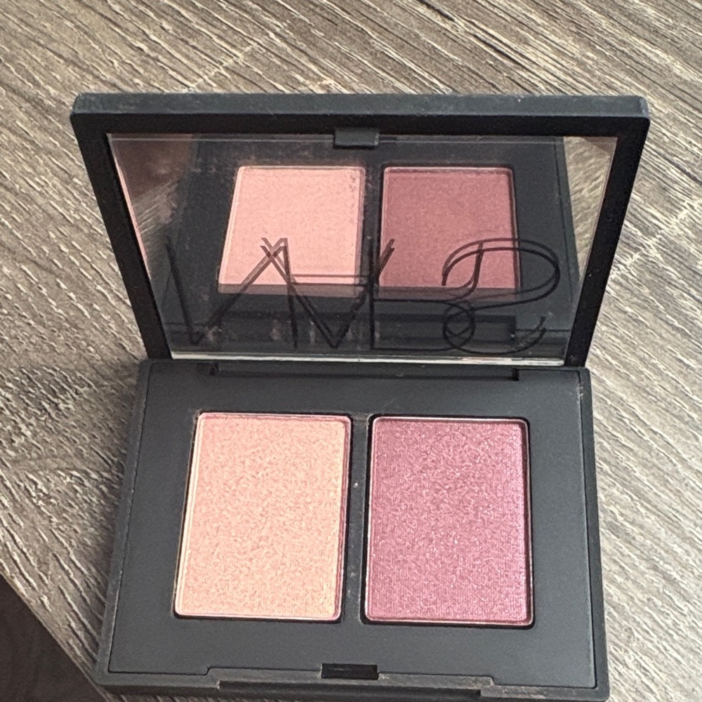 NARS Kuala Lumpur 1 and 11 Duo Eyeshadow Palette